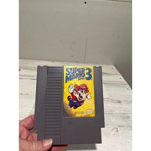 Super Mario 3 NES game circa 1985